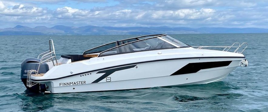 Finnmaster T8 Full Winter Cover 2 Finnmaster T8 on the water