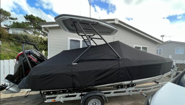 Saxdor 205 with a black full winter cover fitted around the T-top
